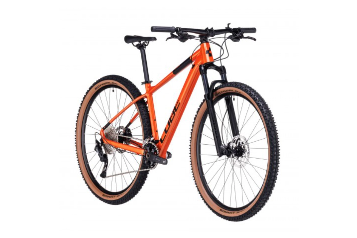 Cube Attention 2023 orange